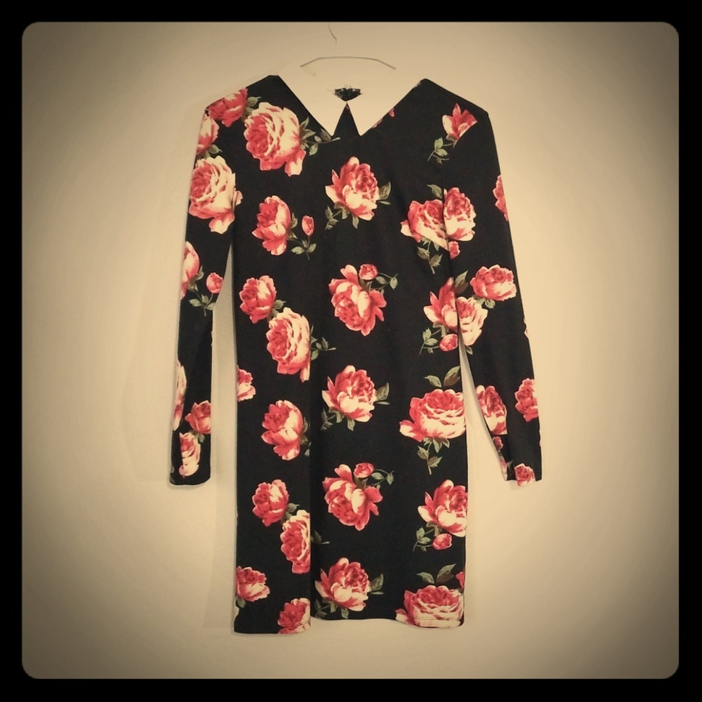 Stretchy floral dress
